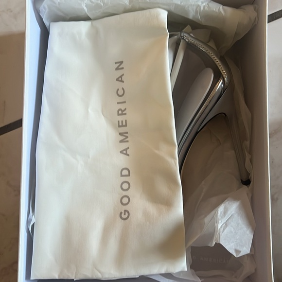 Good American Cinderella Heel, Sz Various Sizes NIB - Picture 11 of 13